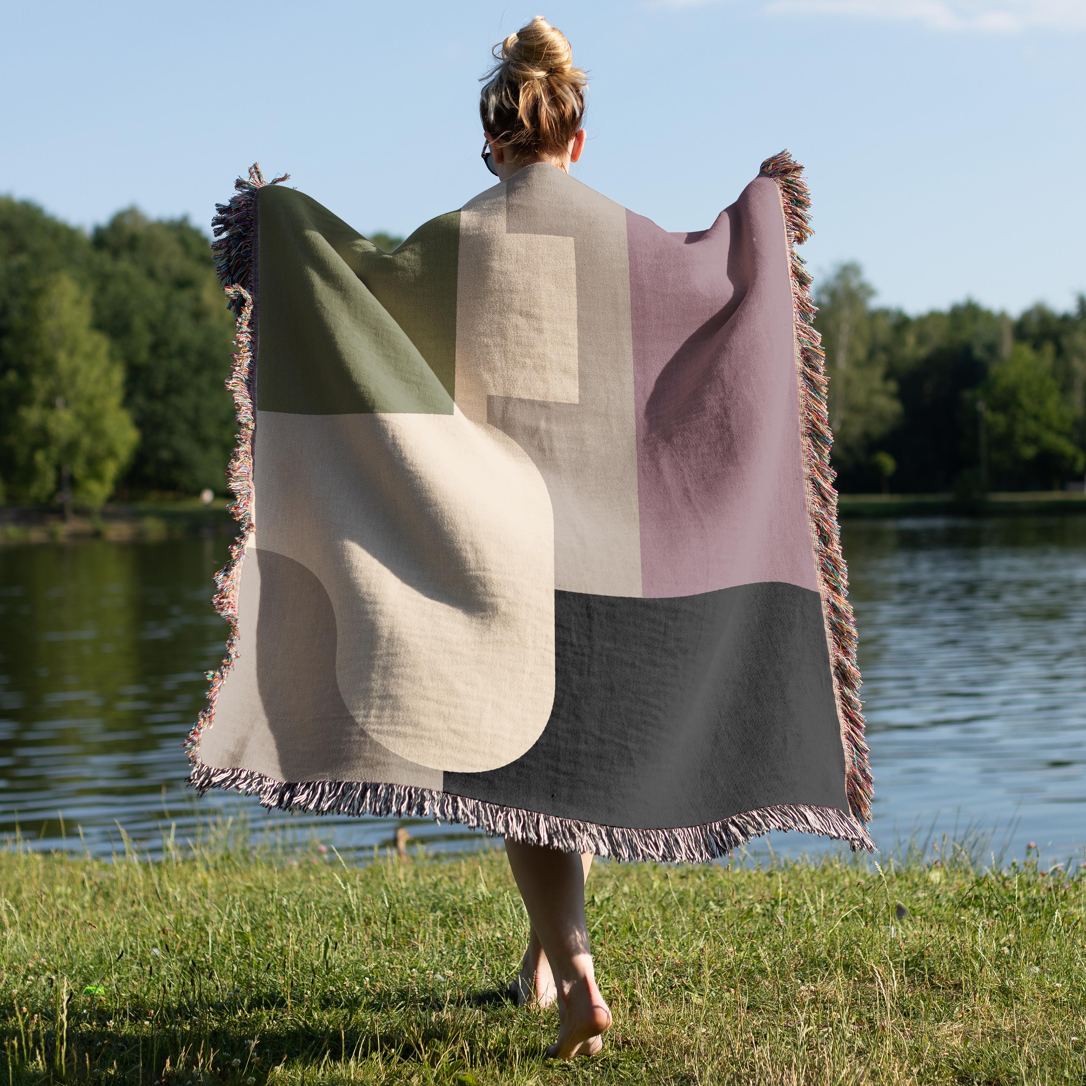 Post Modern Woven Throw Blanket with Geometric shapes Color Block Design